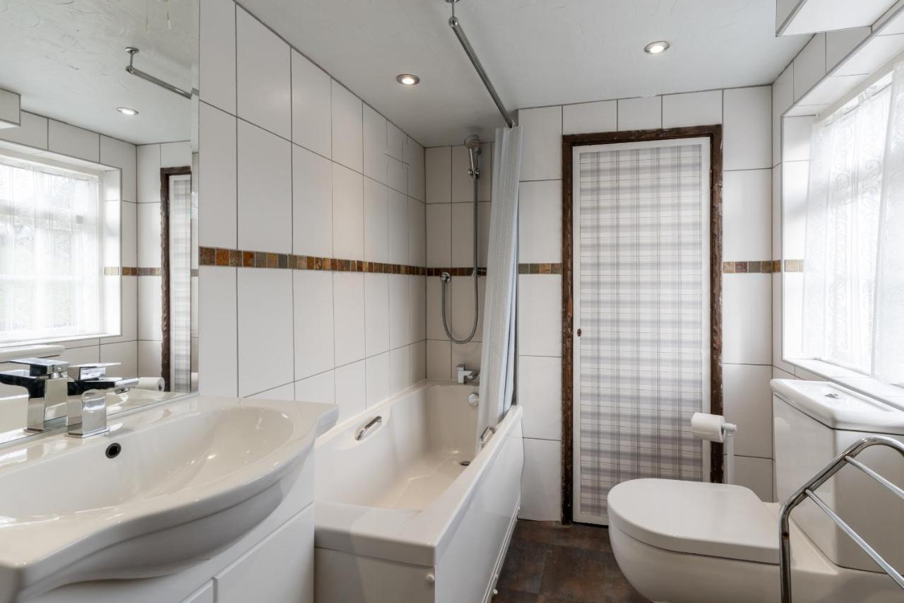 Finest Retreats - The Old Church House Inn Broadhempston Kültér fotó