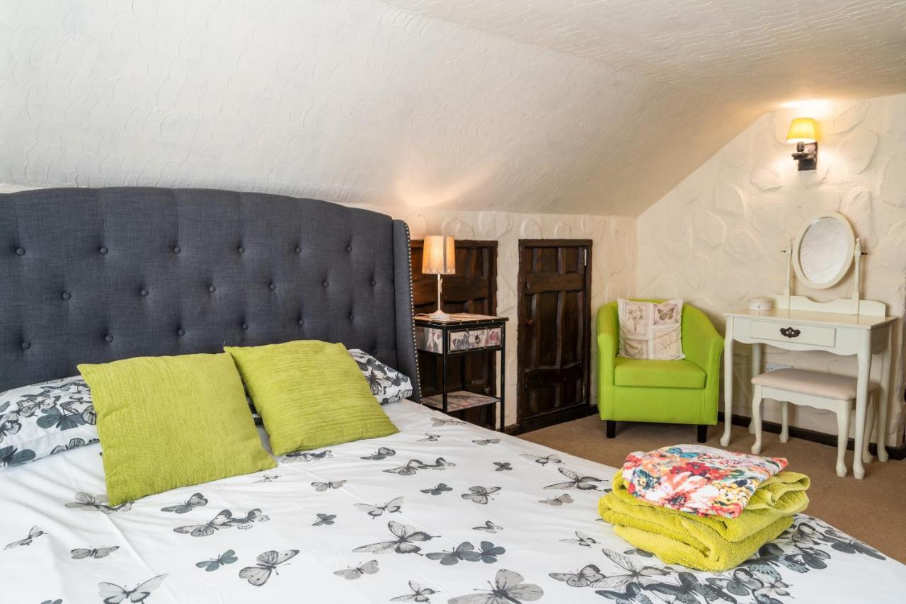 Finest Retreats - The Old Church House Inn Broadhempston Kültér fotó