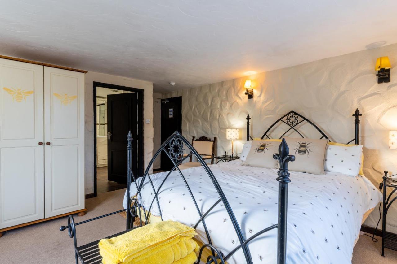 Finest Retreats - The Old Church House Inn Broadhempston Kültér fotó
